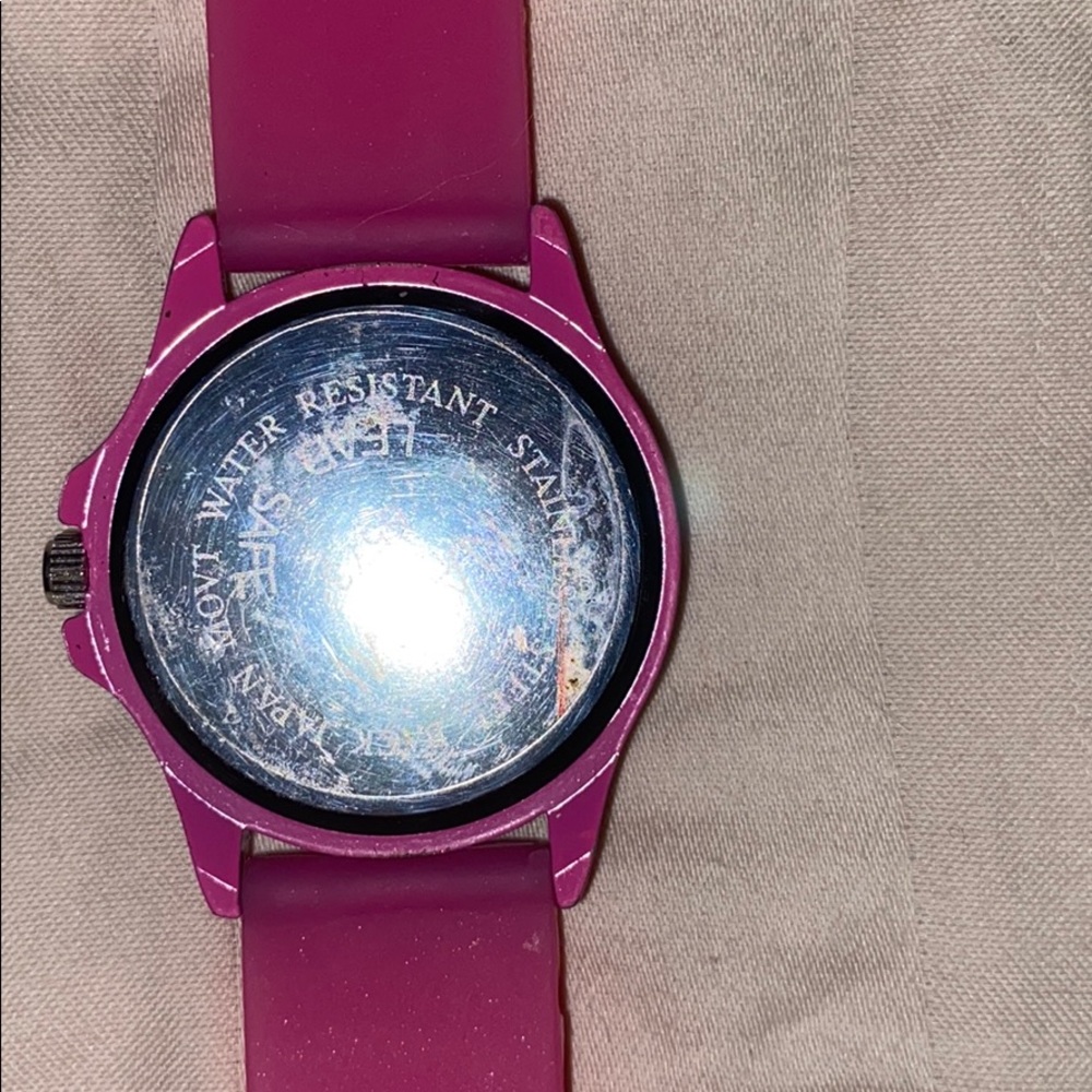 Watch - Picture 5 of 5